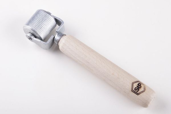 STP roller in 40mm - mounting roller made of metal.